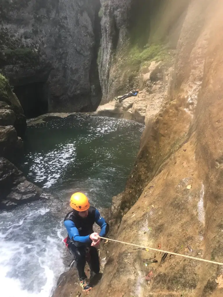 remontée à la corde des gorges de la Langouette - Jura