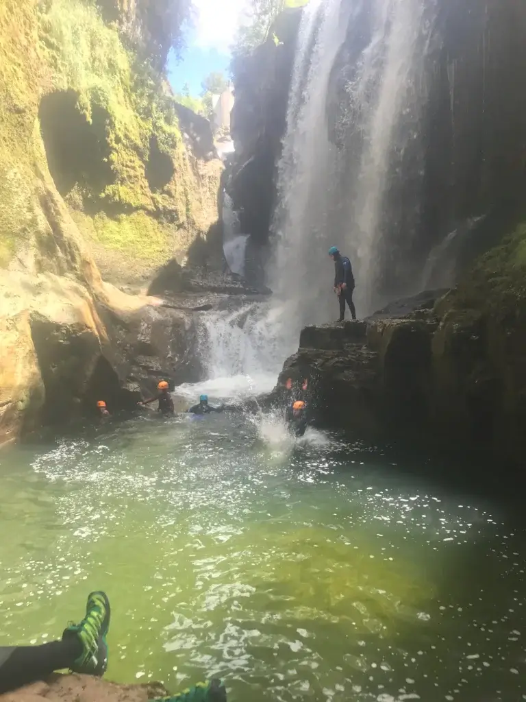la cascade supérieure du canyon de la langouette
